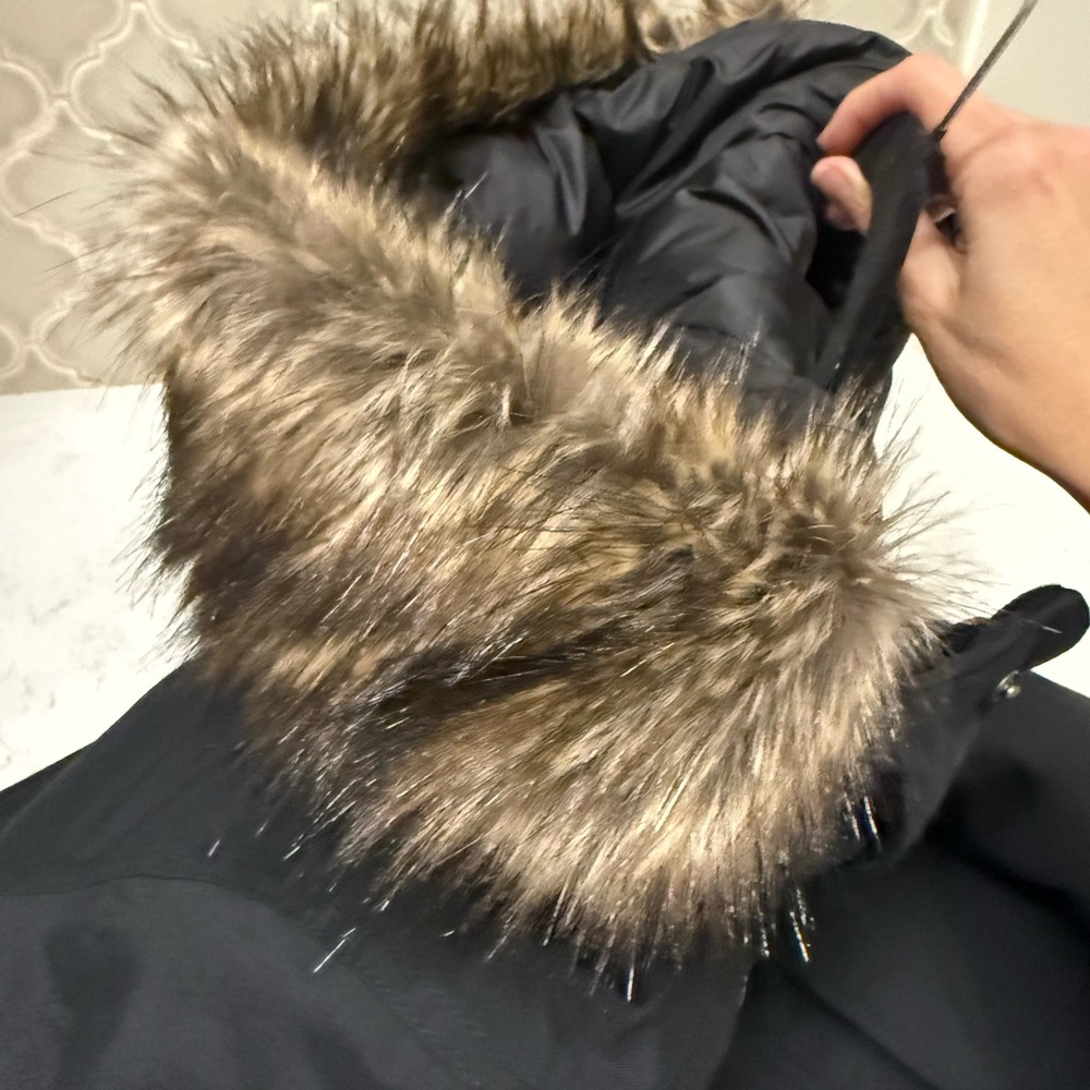 Men's Eddie Bauer Superior Down Stadium Coat - Picture 7 of 8